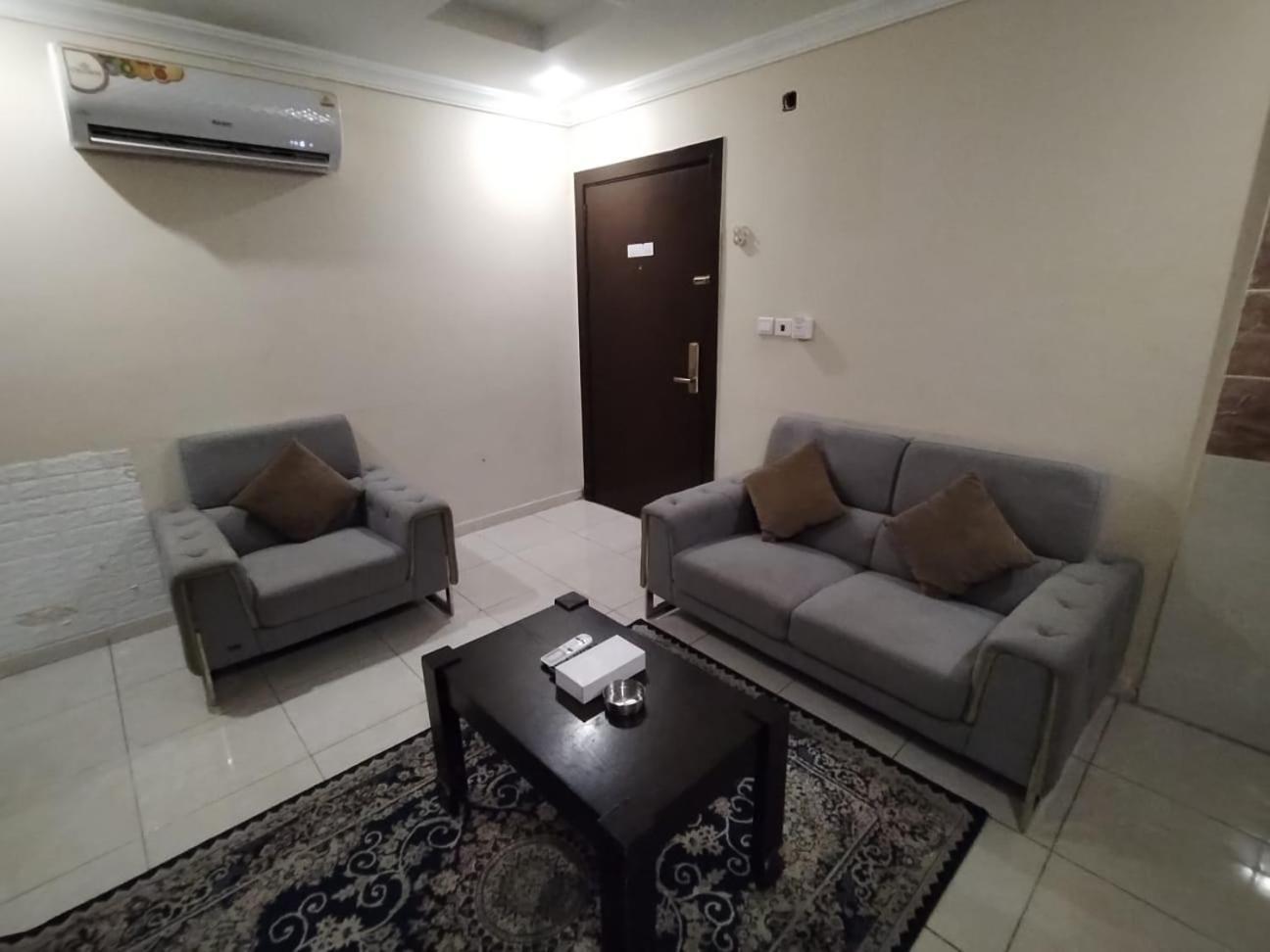 فندق الفرسان المتحدة فرع الفيصلية Aparthotel Jeddah Exterior photo